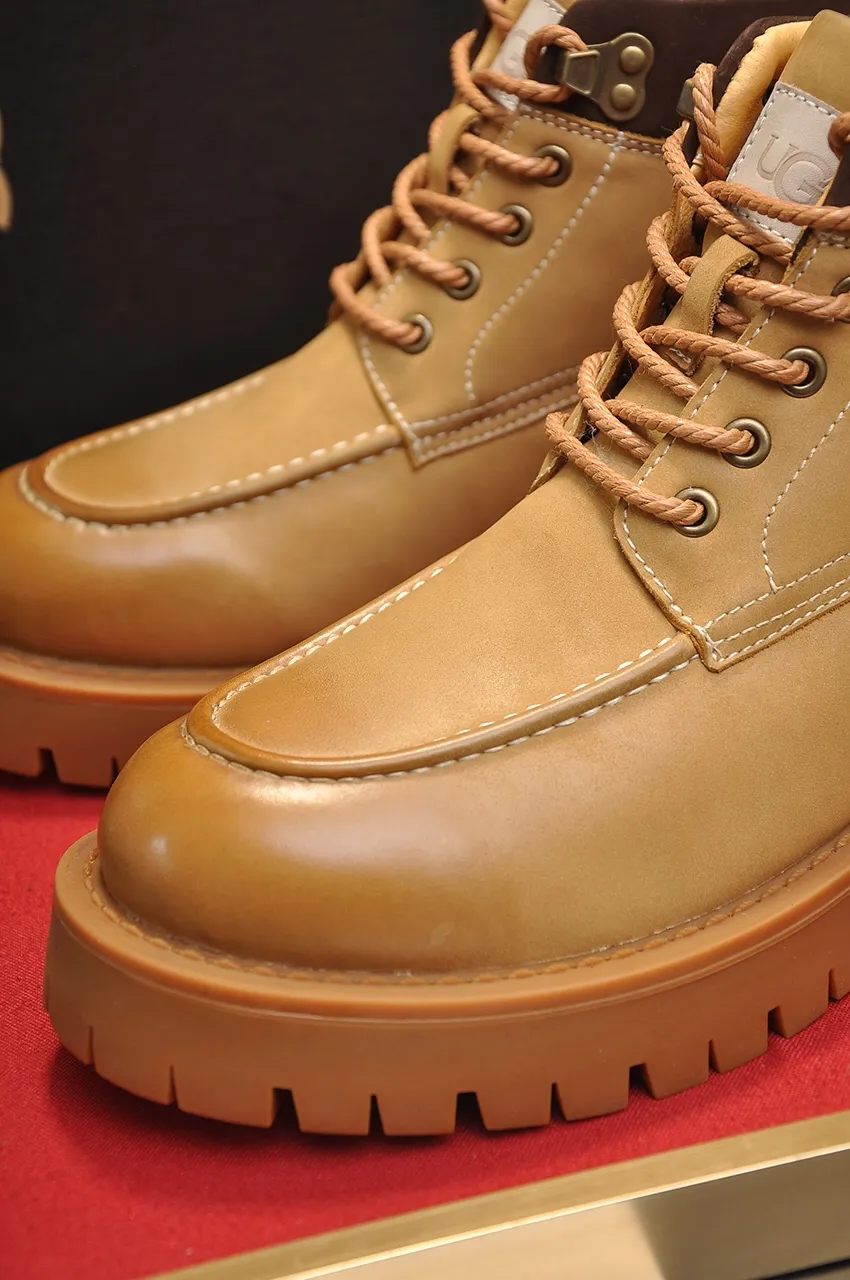 Men's shoes 💰640💶 [UGG] (full wool lining) top-end high-quality fur-in-one warm snow boots from Australia's warm luxury brand men's shoes, UGG-5877 official website synchronized, made of imported cowhide, carefully sewn...Imported rubber foam outsole (comfortable, soft, wear-resistant) The quality is really great...Exquisite workmanship, you can't put it down at first sight, available in sizes 39-44